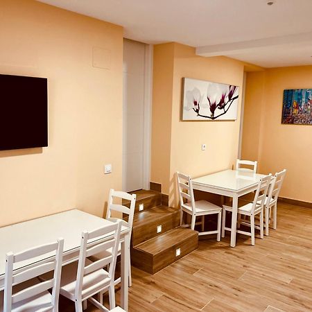 לוגרוניו Apartamentos San Nicolas מראה חיצוני תמונה
