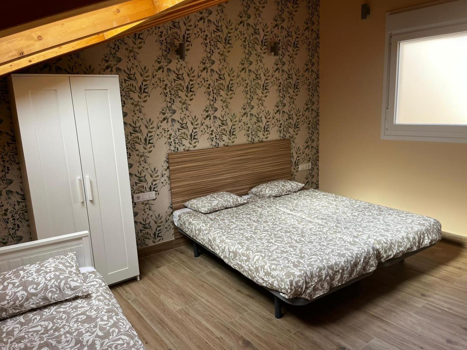 לוגרוניו Apartamentos San Nicolas מראה חיצוני תמונה