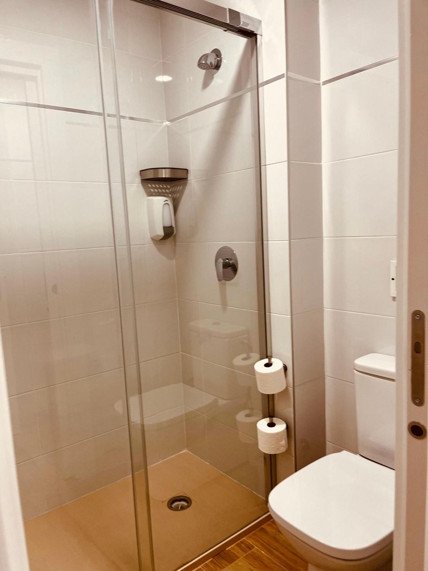 לוגרוניו Apartamentos San Nicolas מראה חיצוני תמונה
