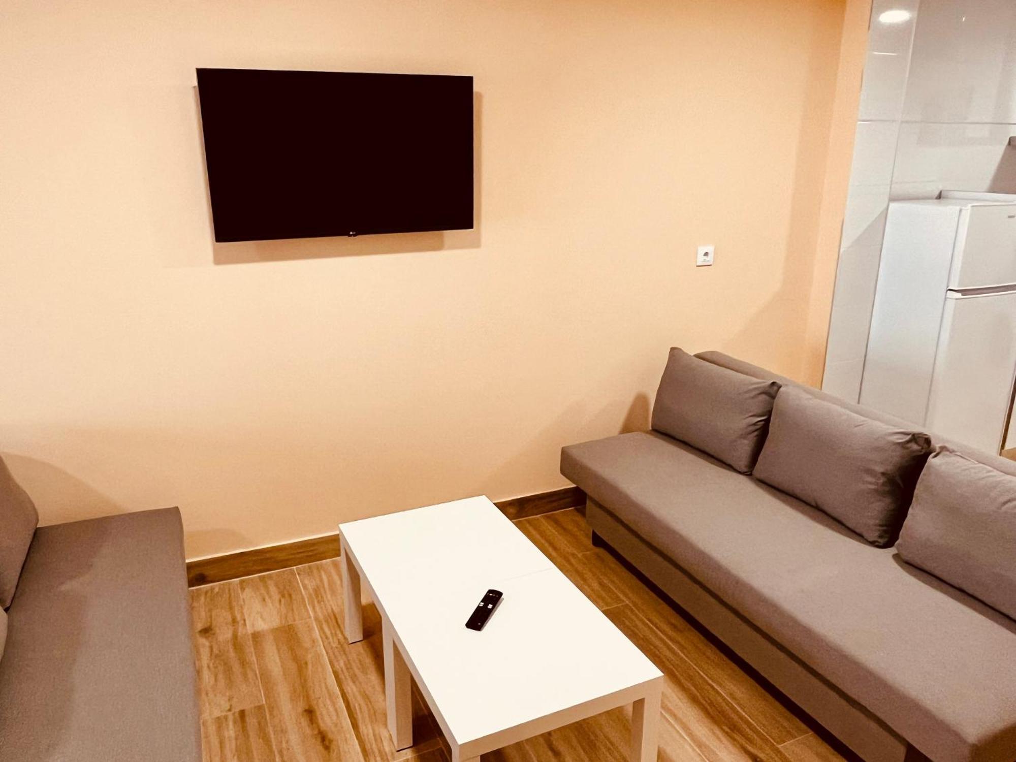 לוגרוניו Apartamentos San Nicolas מראה חיצוני תמונה