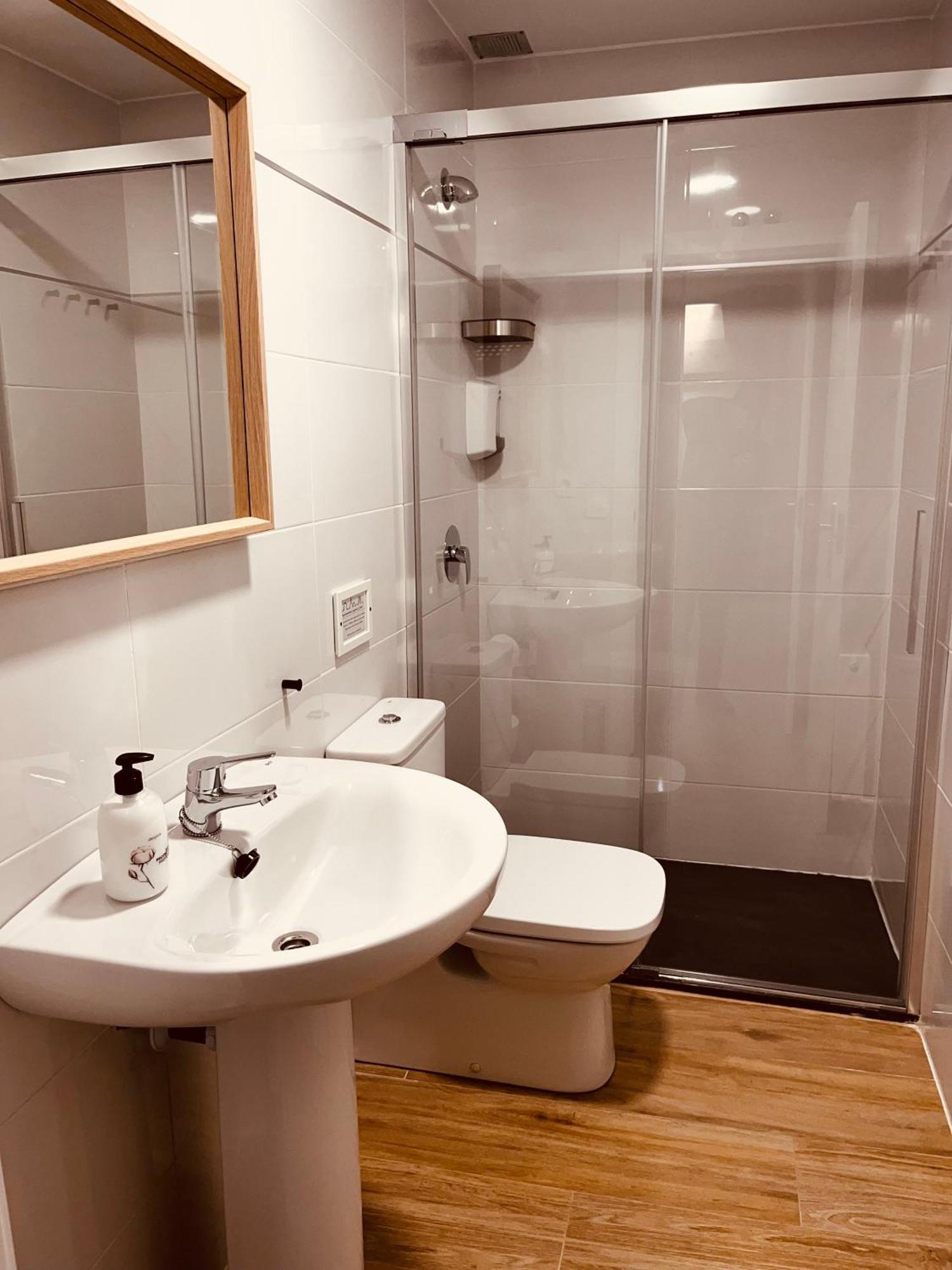 לוגרוניו Apartamentos San Nicolas מראה חיצוני תמונה