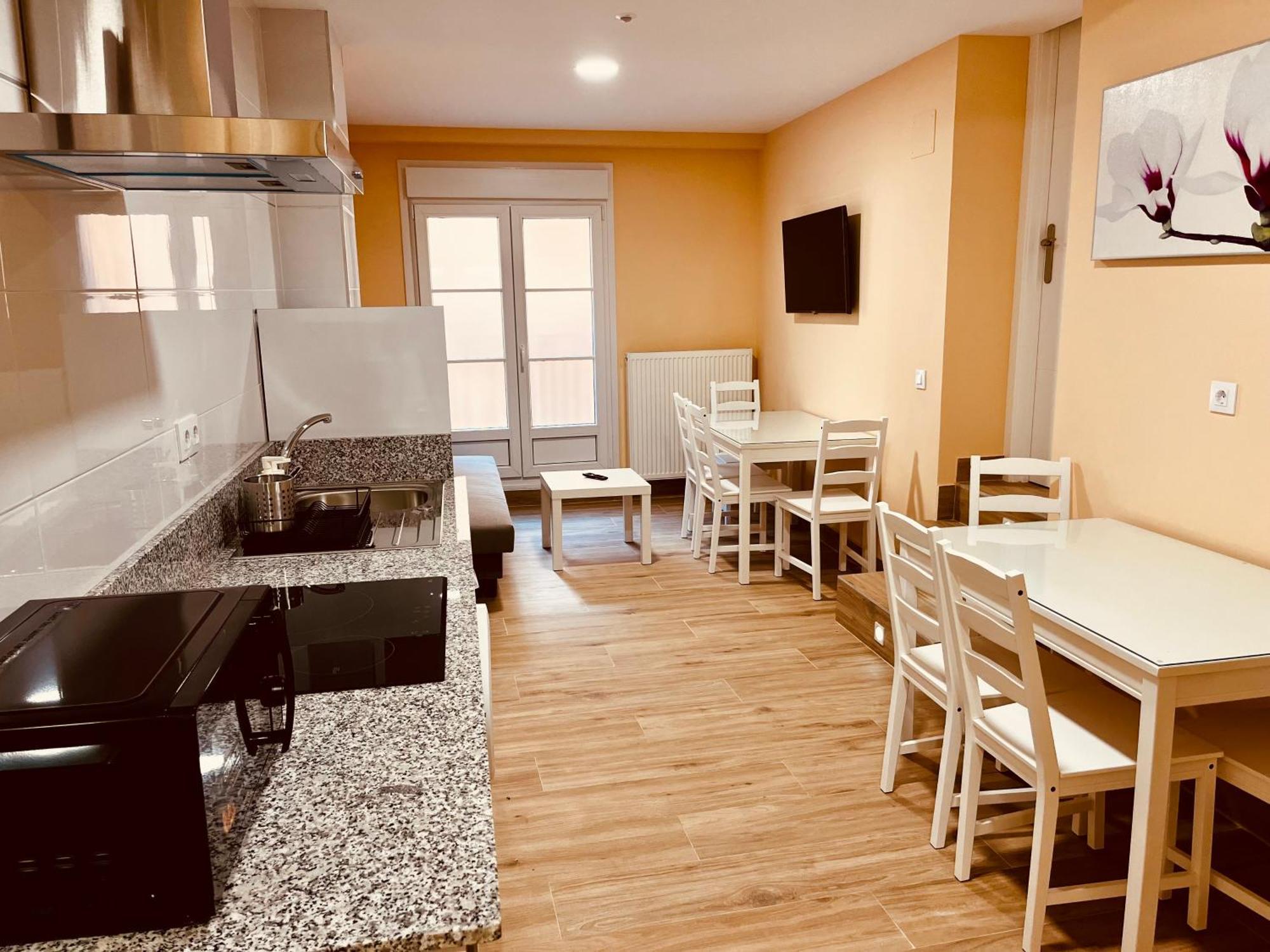 לוגרוניו Apartamentos San Nicolas מראה חיצוני תמונה