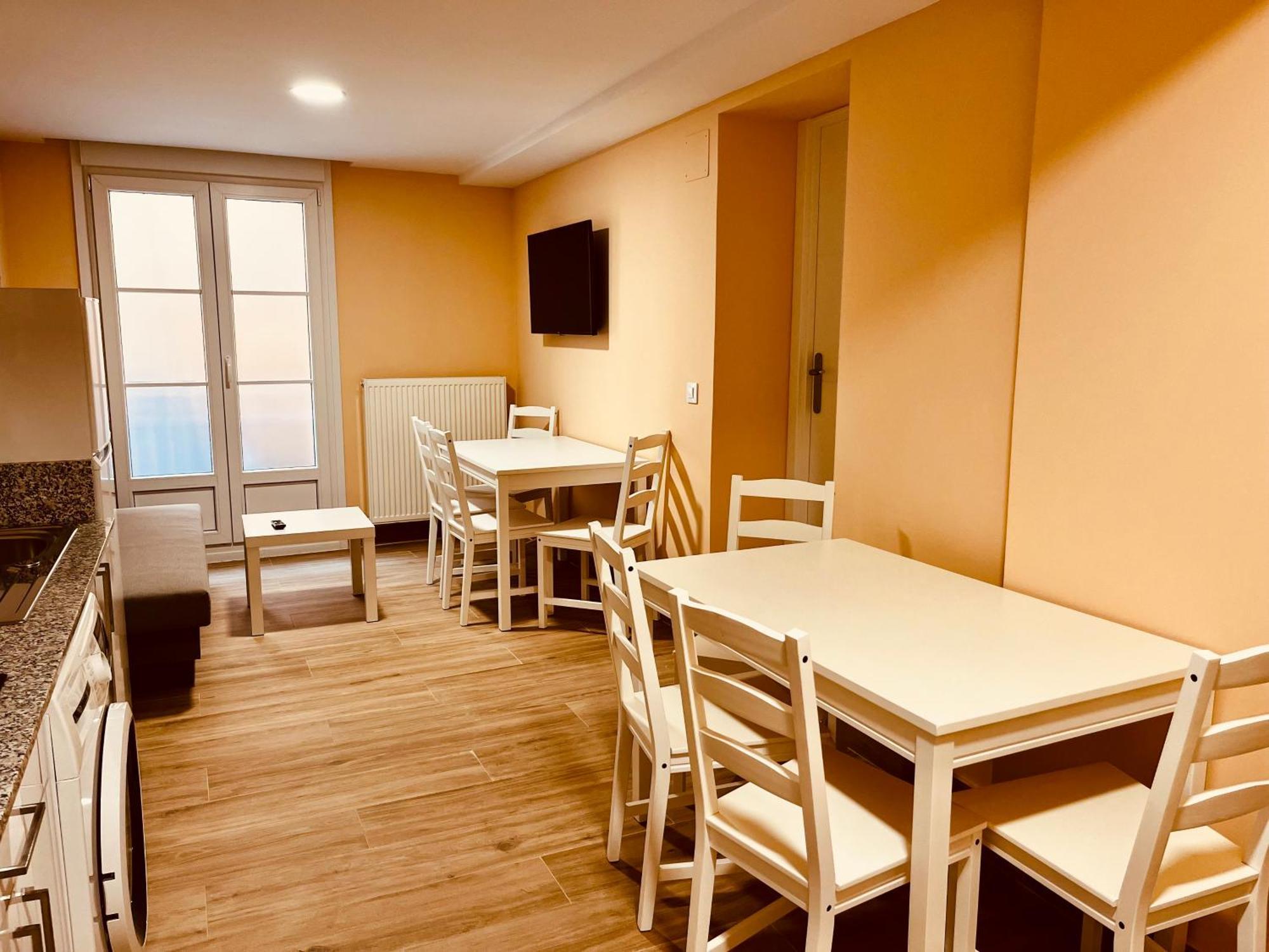 לוגרוניו Apartamentos San Nicolas מראה חיצוני תמונה