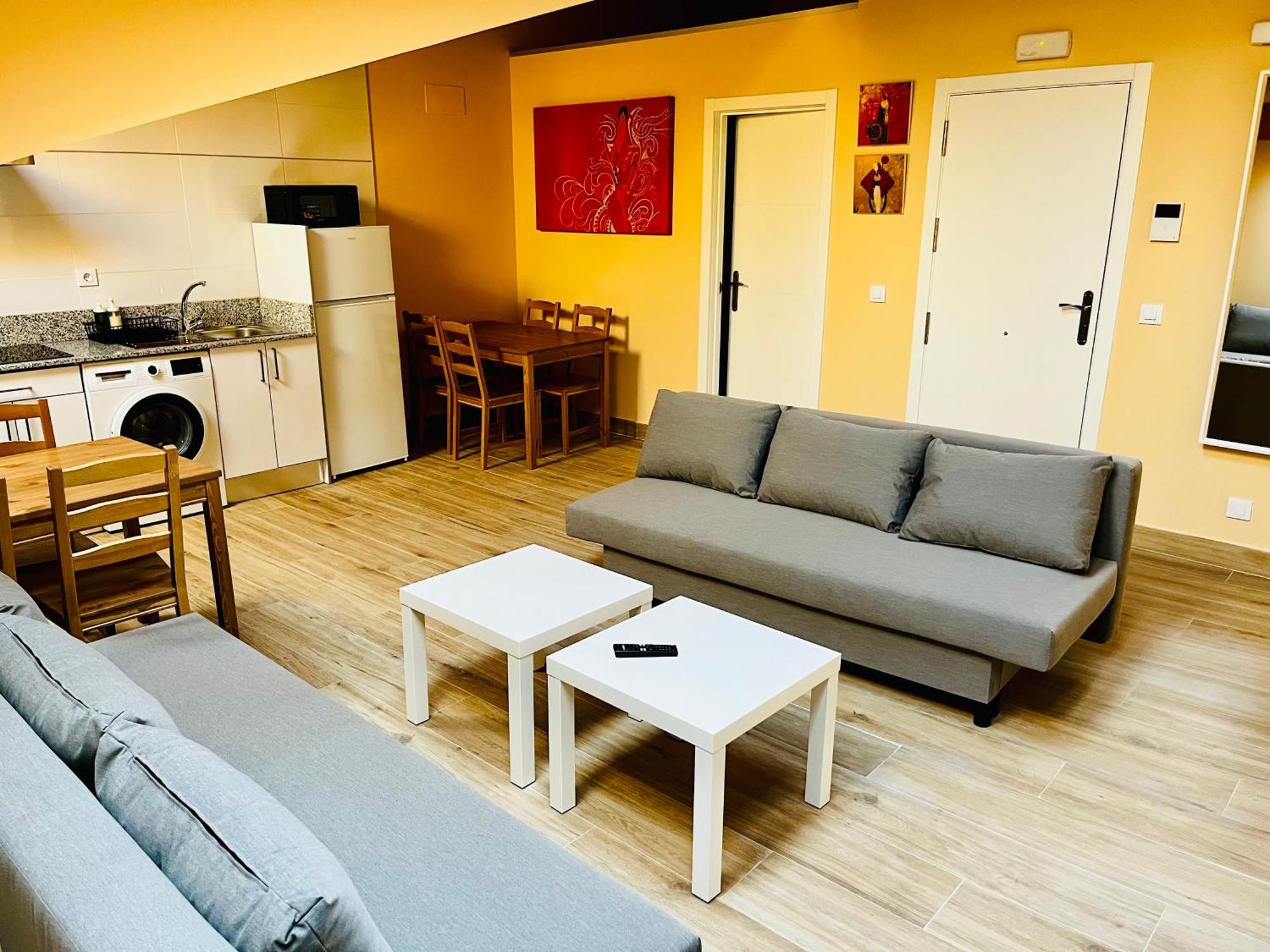 לוגרוניו Apartamentos San Nicolas מראה חיצוני תמונה