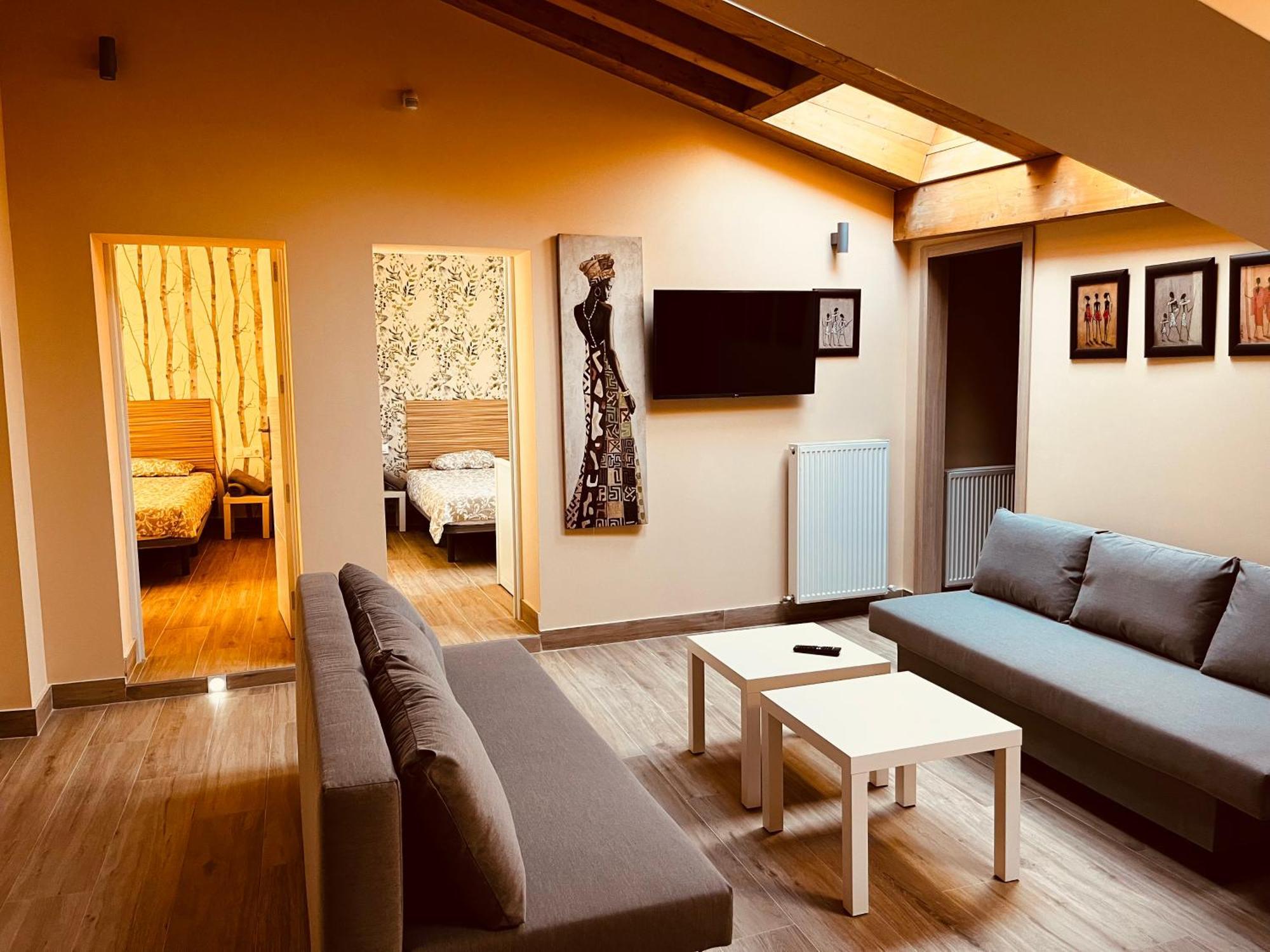 לוגרוניו Apartamentos San Nicolas מראה חיצוני תמונה