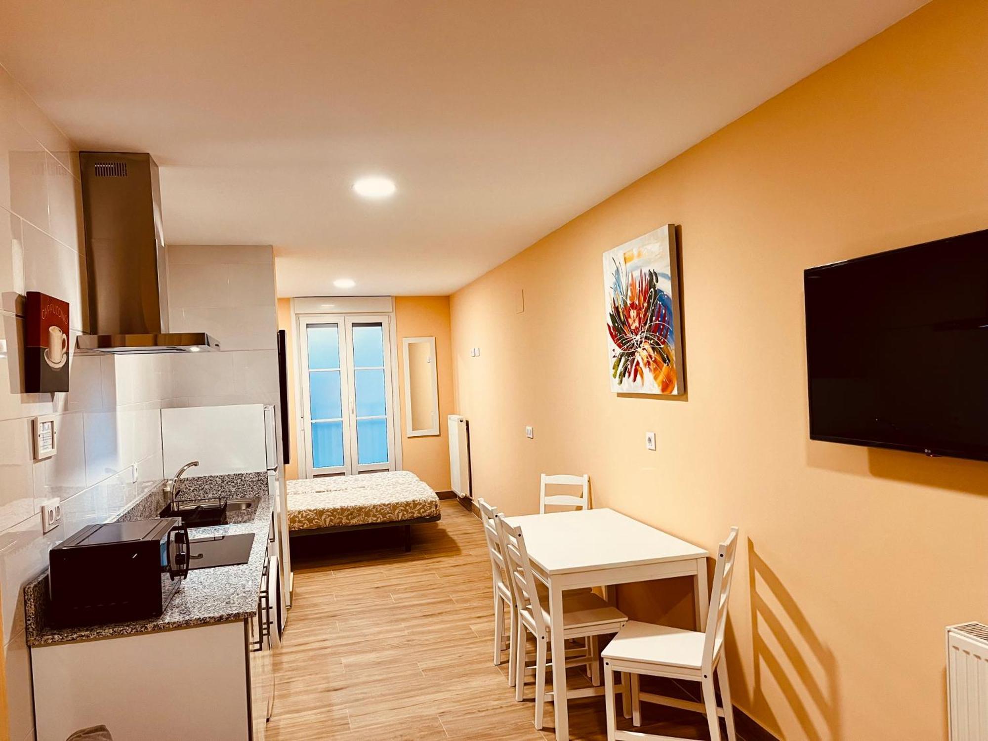 לוגרוניו Apartamentos San Nicolas מראה חיצוני תמונה