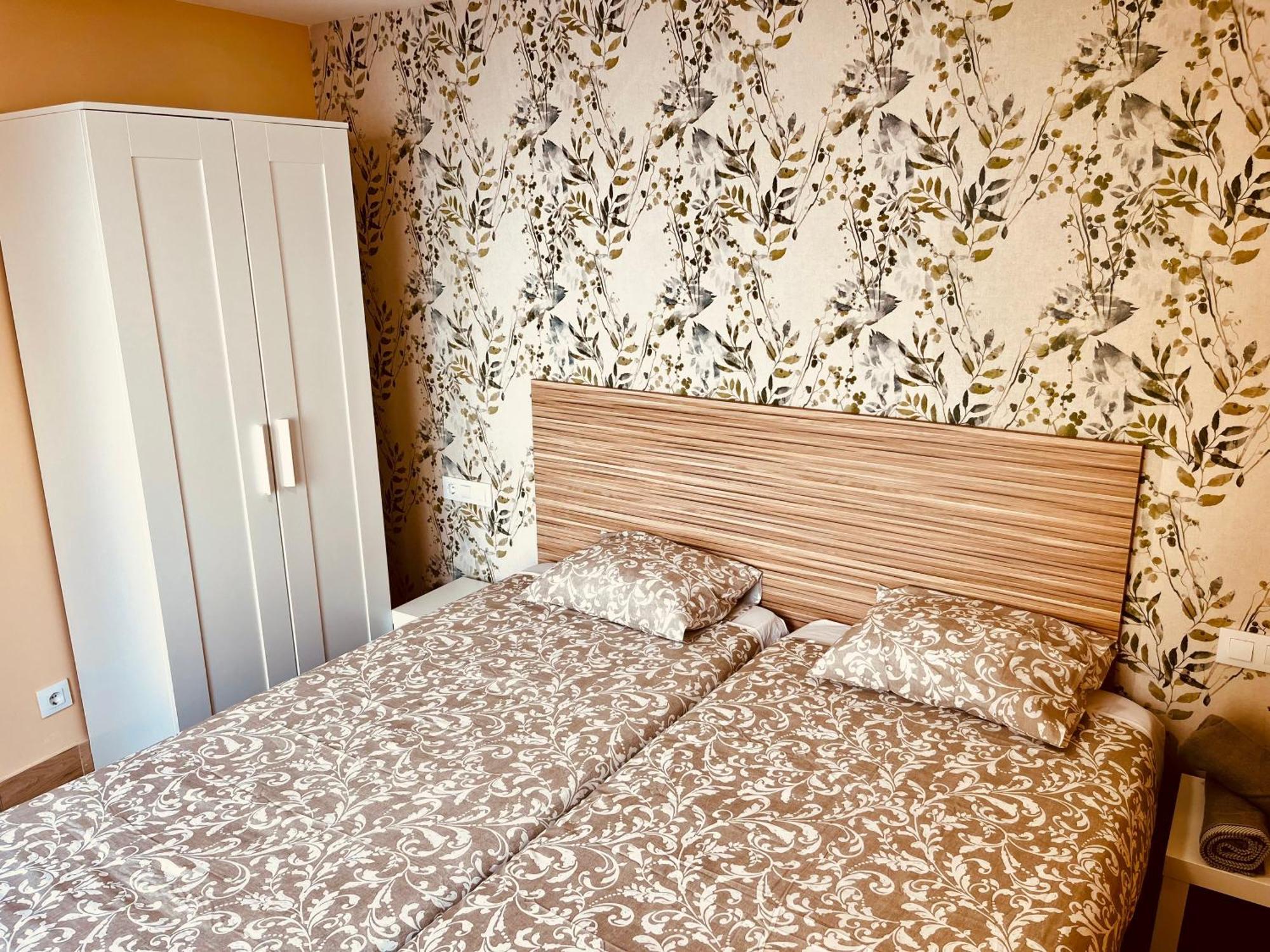 לוגרוניו Apartamentos San Nicolas מראה חיצוני תמונה