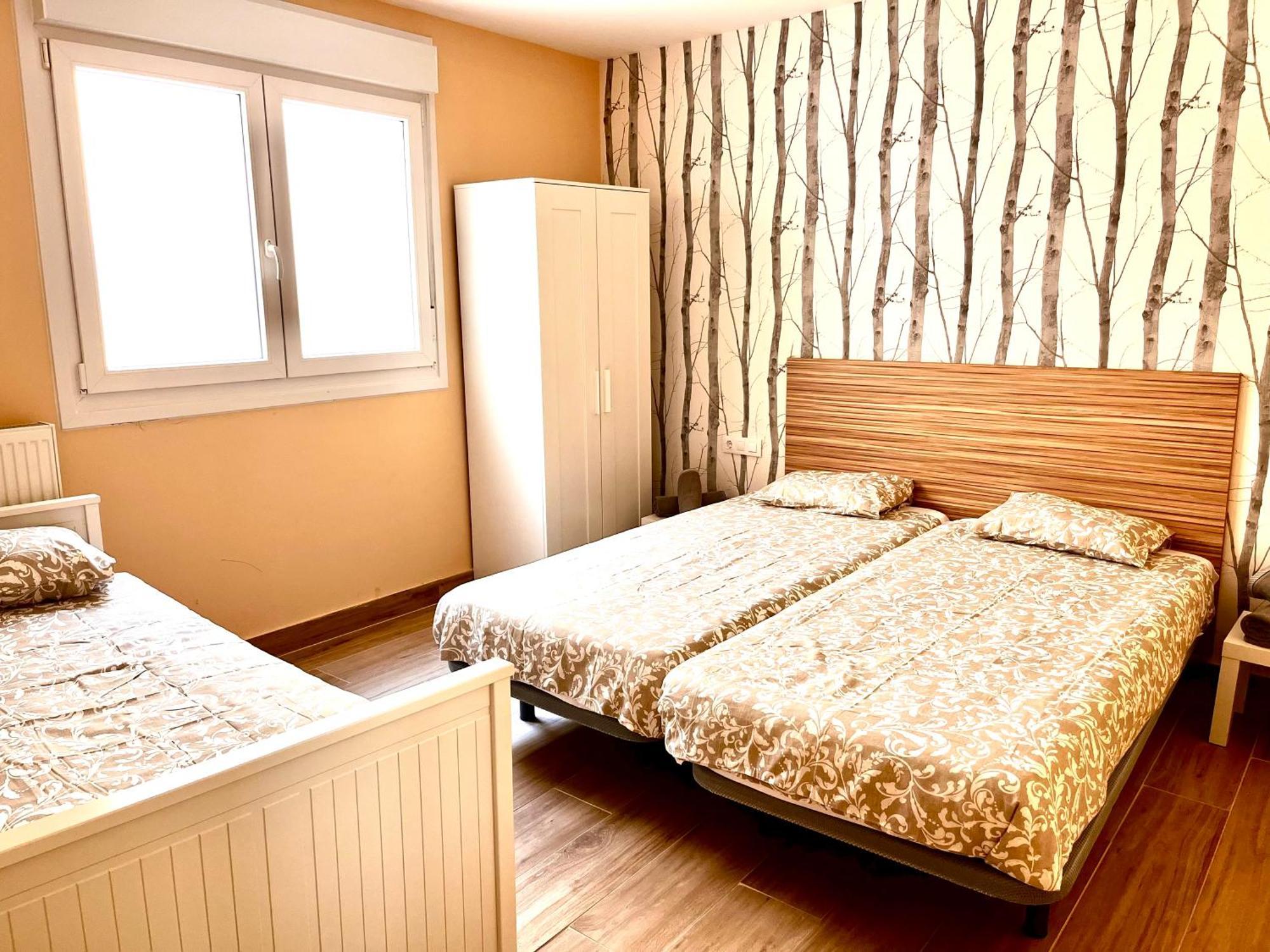 לוגרוניו Apartamentos San Nicolas מראה חיצוני תמונה