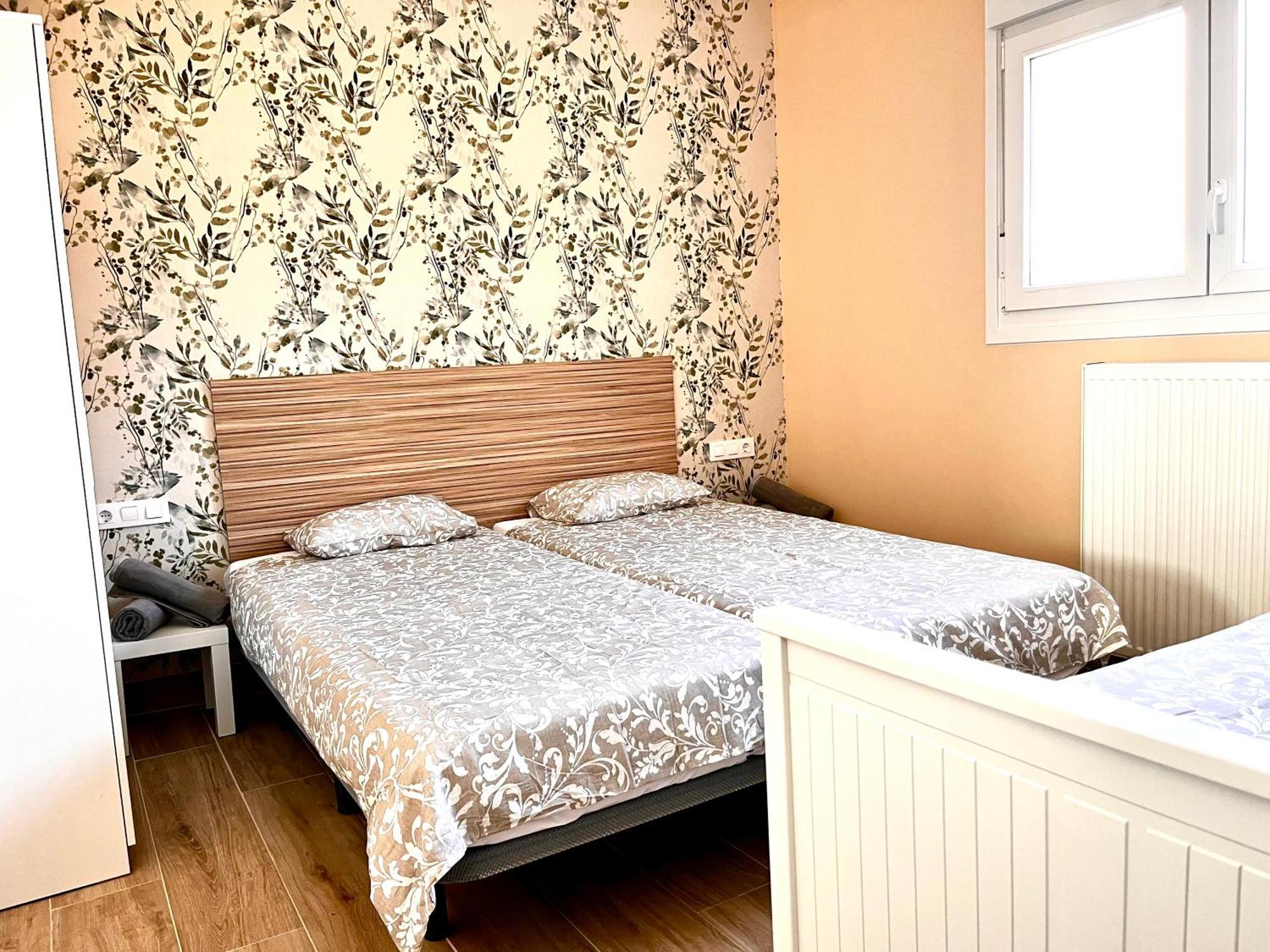 לוגרוניו Apartamentos San Nicolas מראה חיצוני תמונה