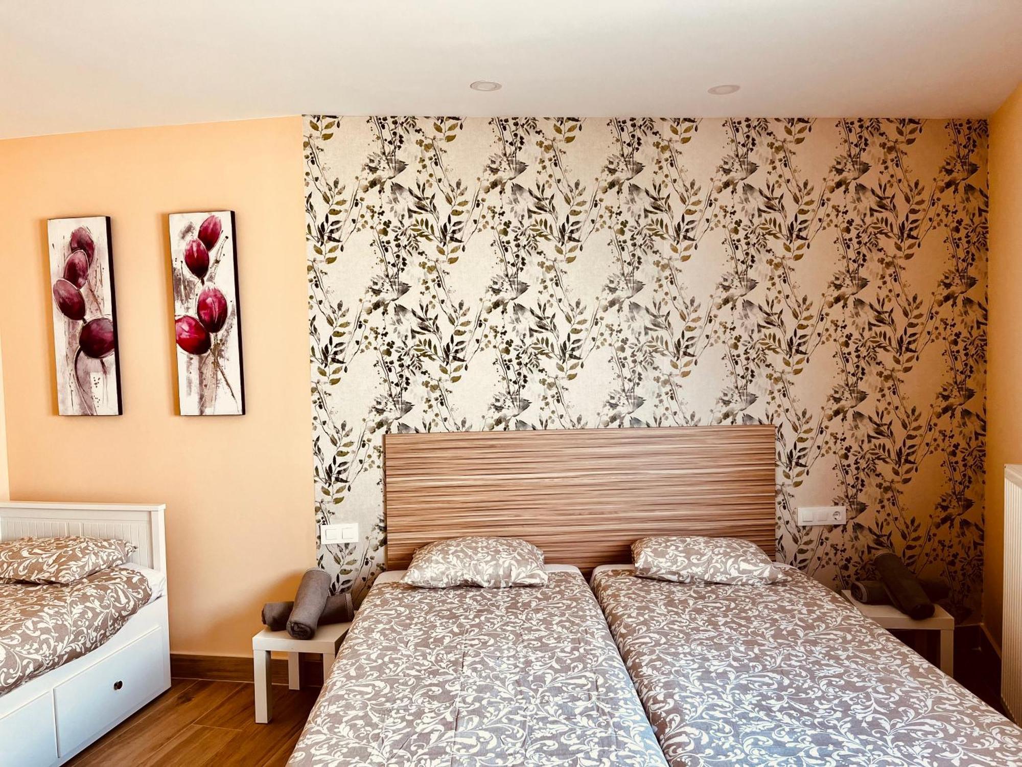 לוגרוניו Apartamentos San Nicolas מראה חיצוני תמונה